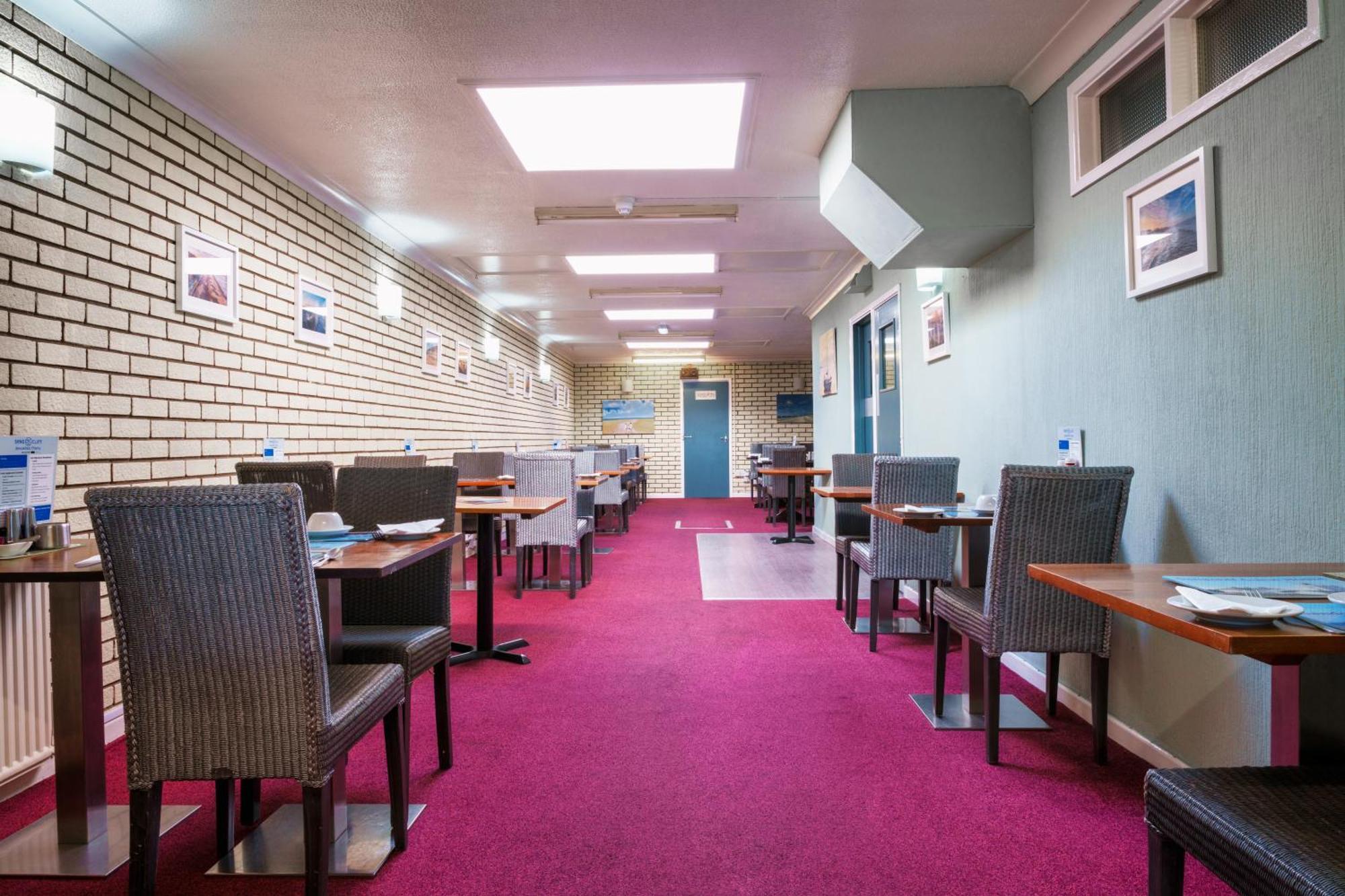 Sandcliff Guest House Cromer Bagian luar foto