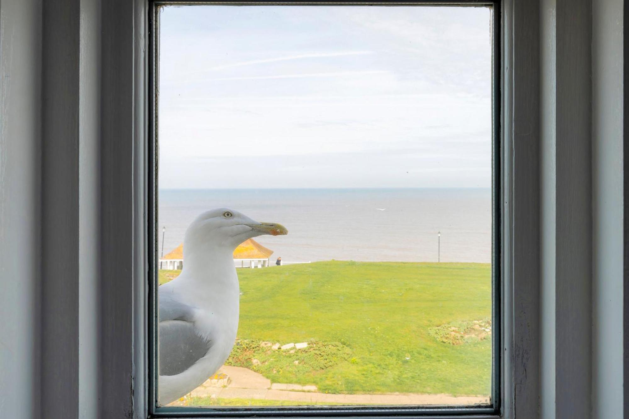 Sandcliff Guest House Cromer Bagian luar foto